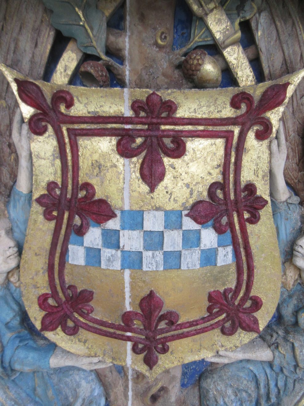 Falkland Palace (Fife) – Exterior Gatehouse Heraldry